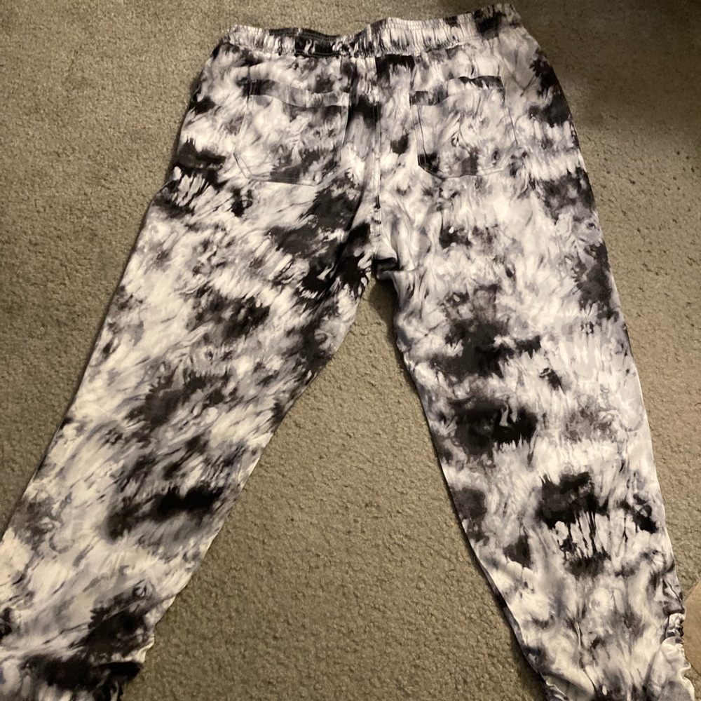 Light weight women’s Lg. Pants